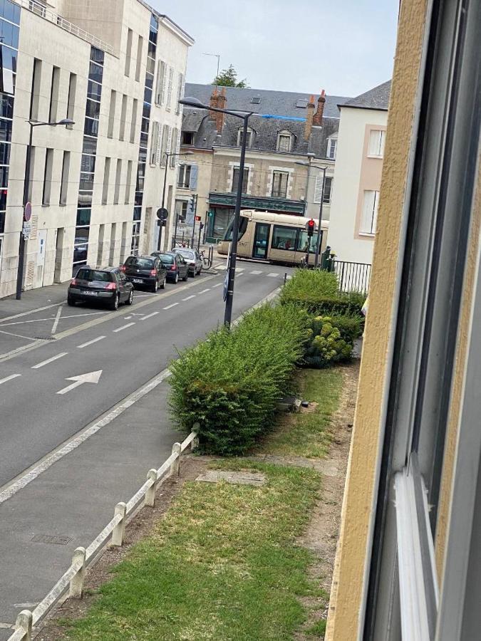 Studio & Parking Prive Centre Orleans Tram Au Piedアパートメント エクステリア 写真